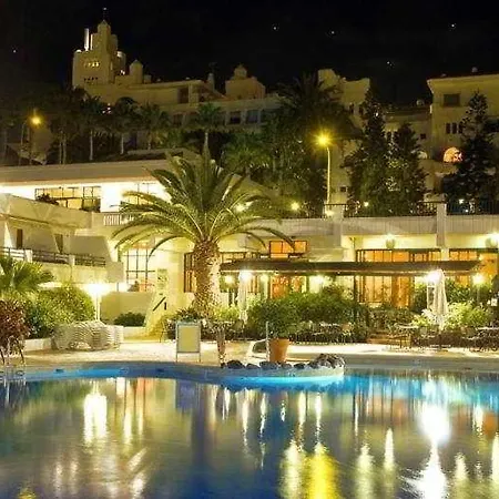 Panorama 3 Bedroom Адехе