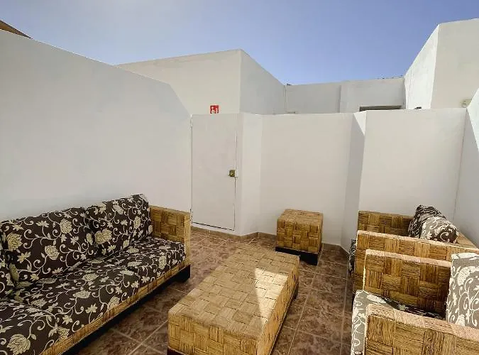 Panorama 3 Bedroom Апартаменты Адехе